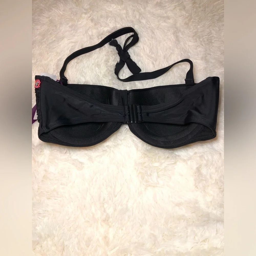 Black Floral Trim Balconette Bikini Top with Underwire